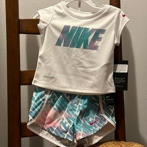 New Nike Toddler Shirt Short Set